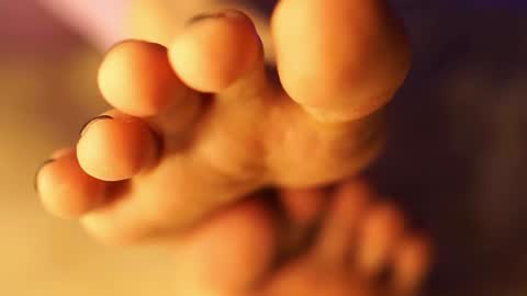 Ada   online show from December 26, 2024, 10:41 pm