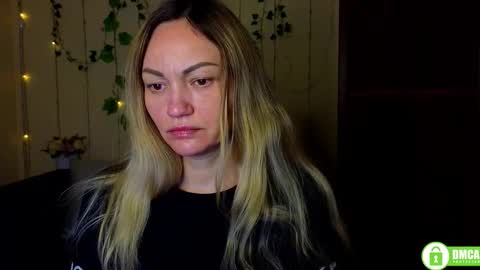 Adalina online show from December 21, 2025, 12:23 pm