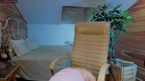 Adalyn online show from April 4, 2026, 11:18 am