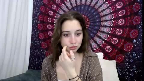 Adalyn online show from December 15, 2025, 7:29 pm