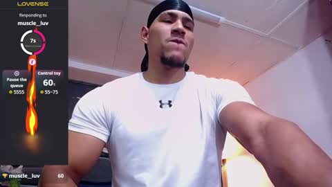 adam_fit19cm online show from December 5, 2025, 1:52 pm