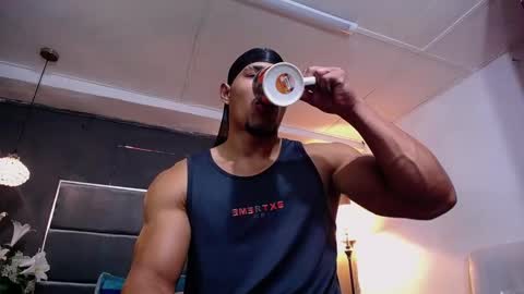 adam_fit19cm online show from January 14, 2026, 1:39 pm