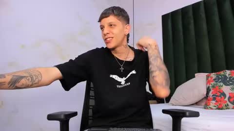 Adam online show from September 18, 2025, 8:33 pm