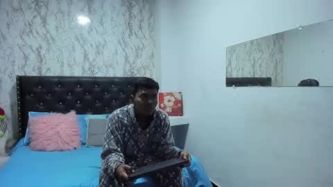 adam_morgan2 online show from January 7, 2026, 3:42 am