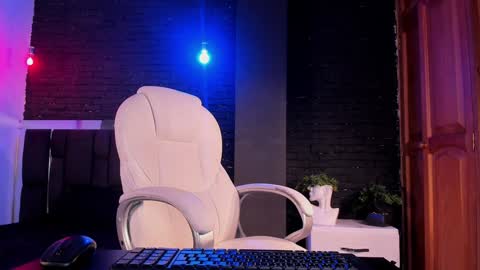 Snapshot of adam_piarse chatting on December 4, 2024, 11:46 pm adam_piarse online show from December 4, 2024, 11:46 pm