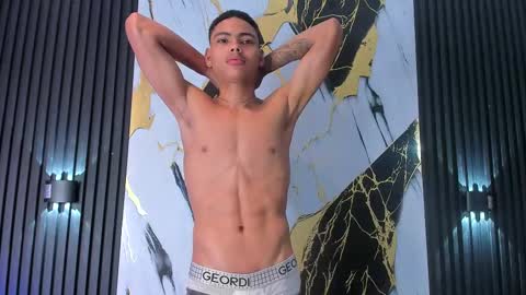 Snapshot of adam_piarse chatting on February 26, 2025, 4:36 am adam_piarse online show from February 26, 2025, 4:36 am