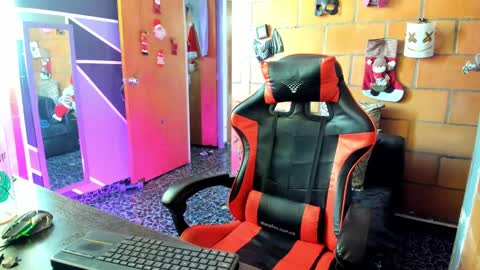 Adam Valencia online show from December 31, 2024, 2:14 pm