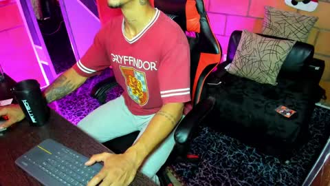 Adam Valencia online show from January 15, 2025, 12:09 am