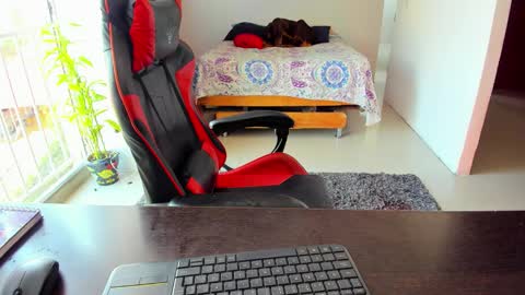 Adam Valencia online show from September 21, 2025, 2:40 pm