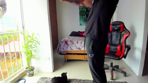 Adam Valencia online show from October 10, 2025, 5:01 pm