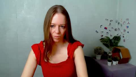 Snapshot of adamais_ chatting on April 30, 2026, 4:52 am adamais_ online show from April 30, 2026, 4:52 am