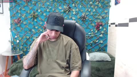 Adam online show from January 2, 2025, 7:40 pm