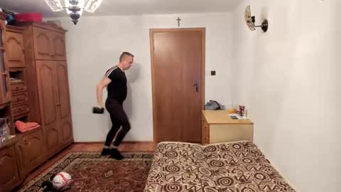 Snapshot of adamlonely chatting on November 16, 2025, 8:14 pm Adam online show from November 16, 2025, 8:14 pm