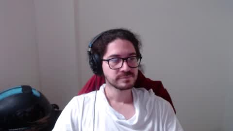 Snapshot of adamussutekh chatting on February 23, 2025, 1:21 pm Adam online show from February 23, 2025, 1:21 pm