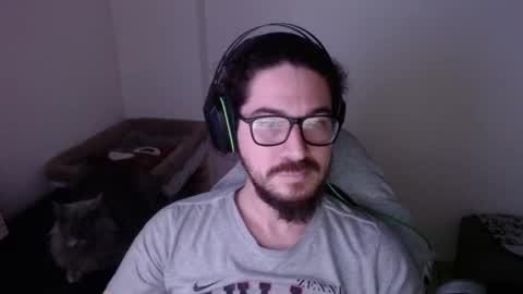 Snapshot of adamussutekh chatting on September 22, 2025, 12:29 pm Adam online show from September 22, 2025, 12:29 pm