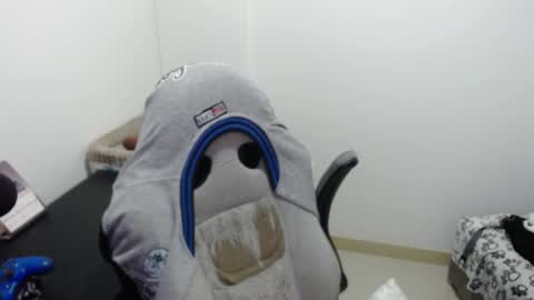 Snapshot of adamussutekh chatting on September 29, 2025, 9:47 am Adam online show from September 29, 2025, 9:47 am