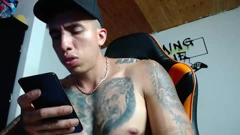 Snapshot of adan_hudson chatting on January 31, 2025, 2:26 am Anderson online show from January 31, 2025, 2:26 am