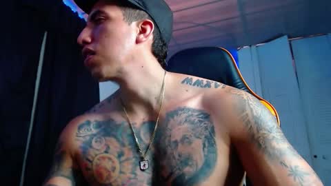 Snapshot of adan_hudson chatting on October 27, 2025, 4:33 pm Anderson online show from October 27, 2025, 4:33 pm