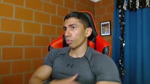 Adan Sin online show from January 4, 2025, 7:02 pm