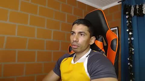 Adan Sin online show from January 21, 2025, 2:37 pm