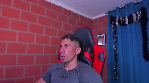 Adan Sin online show from March 8, 2025, 7:20 pm