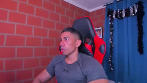 Adan Sin online show from March 10, 2025, 6:45 pm