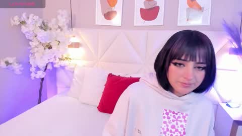 adara_carter_ online show from October 1, 2025, 3:34 am