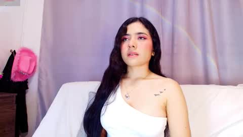  Adara Johnson  online show from October 25, 2025, 11:40 am