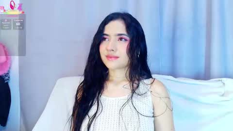  Adara Johnson  online show from November 20, 2025, 11:54 am