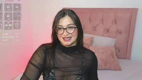 Snapshot of adara_lennox chatting on January 6, 2025, 10:58 pm ADARA  online show from January 6, 2025, 10:58 pm