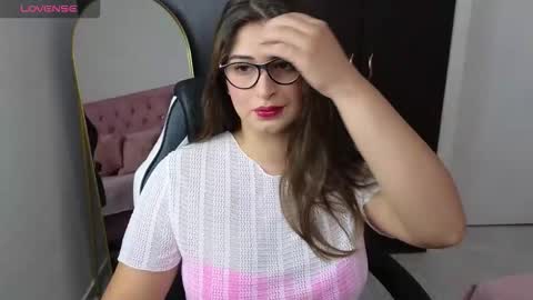 Snapshot of adara_lennox chatting on October 10, 2025, 9:14 pm ADARA  online show from October 10, 2025, 9:14 pm