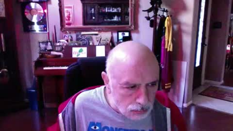 add_me_2 online show from December 15, 2025, 8:02 pm
