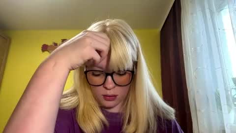 Snapshot of addieflamer chatting on June 4, 2026, 4:13 pm Lesly online show from June 4, 2026, 4:13 pm