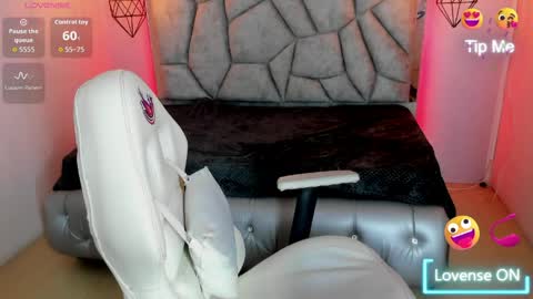 addy__02 online show from May 15, 2026, 7:21 pm
