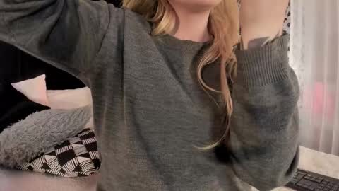 Ade  online show from November 20, 2025, 7:57 pm