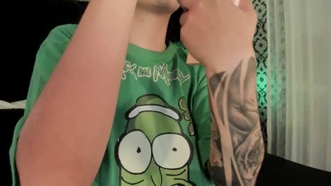 Ade  online show from November 29, 2025, 8:34 pm