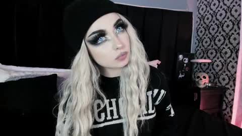 Ade  online show from April 9, 2026, 7:52 pm