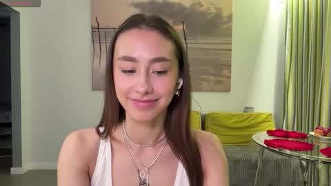 Stella online show from February 19, 2026, 7:43 pm