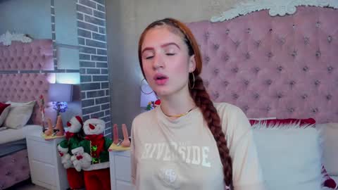 Adelaine online show from December 18, 2024, 3:47 am