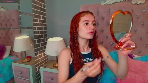 Adelaine online show from September 19, 2025, 4:58 am