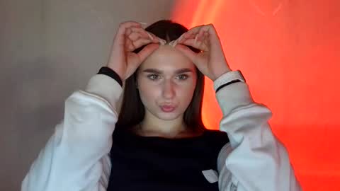 Adele Amore online show from March 7, 2025, 6:00 pm