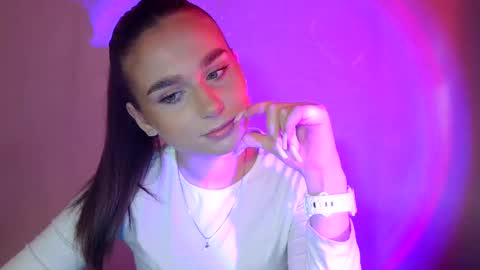 Adele Amore online show from March 8, 2025, 7:38 am