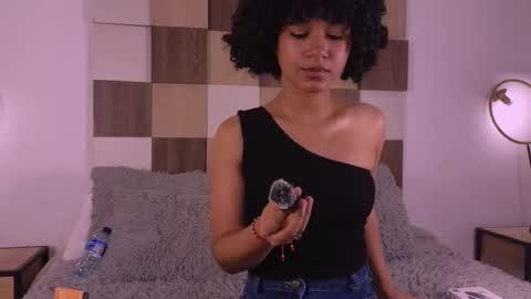 Andrea online show from September 22, 2025, 1:13 pm