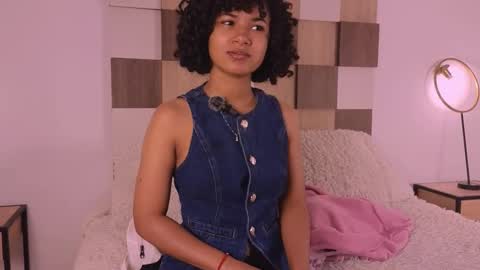 Andrea online show from September 26, 2025, 1:26 pm