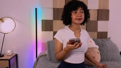 Andrea online show from October 22, 2025, 11:54 am