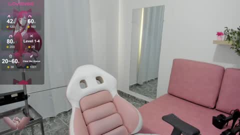 Snapshot of adele_latinlady chatting on February 5, 2025, 8:46 pm Sofi online show from February 5, 2025, 8:46 pm