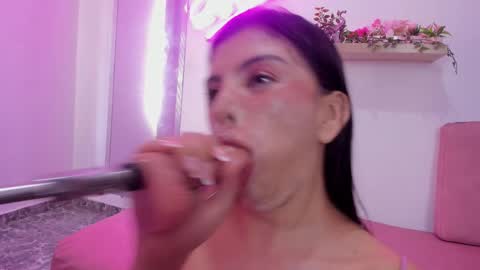 Snapshot of adele_latinlady chatting on February 28, 2025, 9:12 pm Sofi online show from February 28, 2025, 9:12 pm