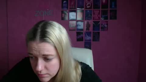 Adele online show from November 16, 2025, 12:22 pm