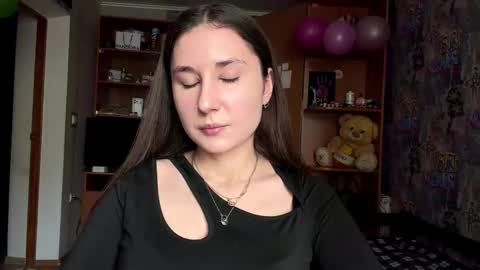 Snapshot of adeleapel chatting on March 3, 2026, 6:08 am Poly online show from March 3, 2026, 6:08 am