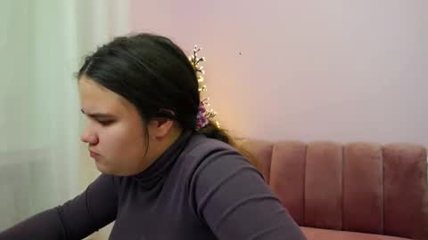 adelecruzz online show from January 17, 2025, 11:17 am